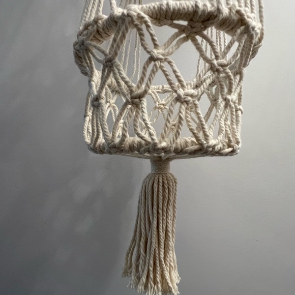 NWOT Macrame Two Tier Large Basket - Picture 6 of 10